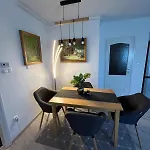 Golden On The 3rd Floor Apartment Nagykanizsa