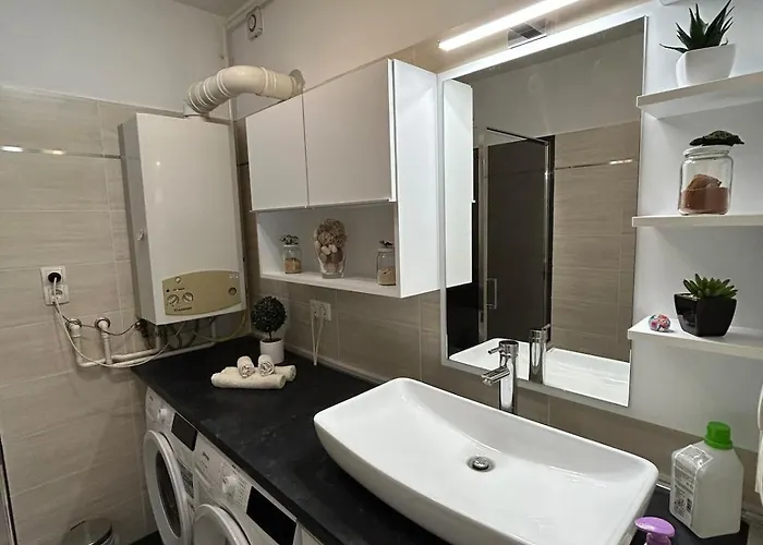 Golden On The 3rd Floor