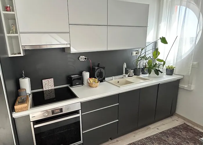 Апартаменты Golden On The 3rd Floor Надьканижа